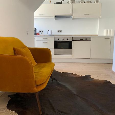 Lt Superior Location Apartment Wina Bagian luar foto